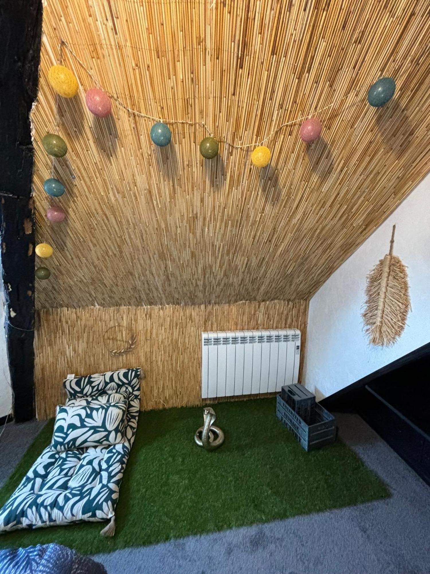 Jungle Cosy Apartamento Louviers Exterior foto