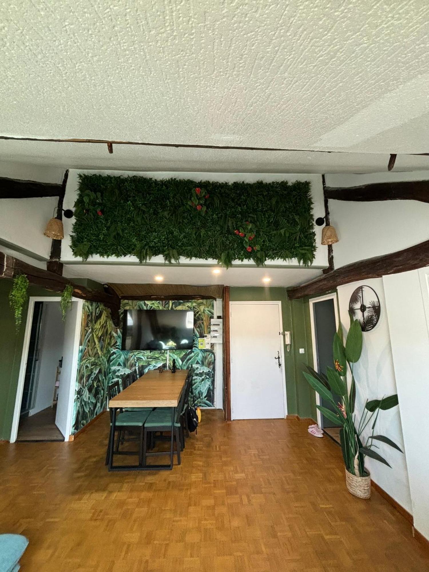Jungle Cosy Apartamento Louviers Exterior foto